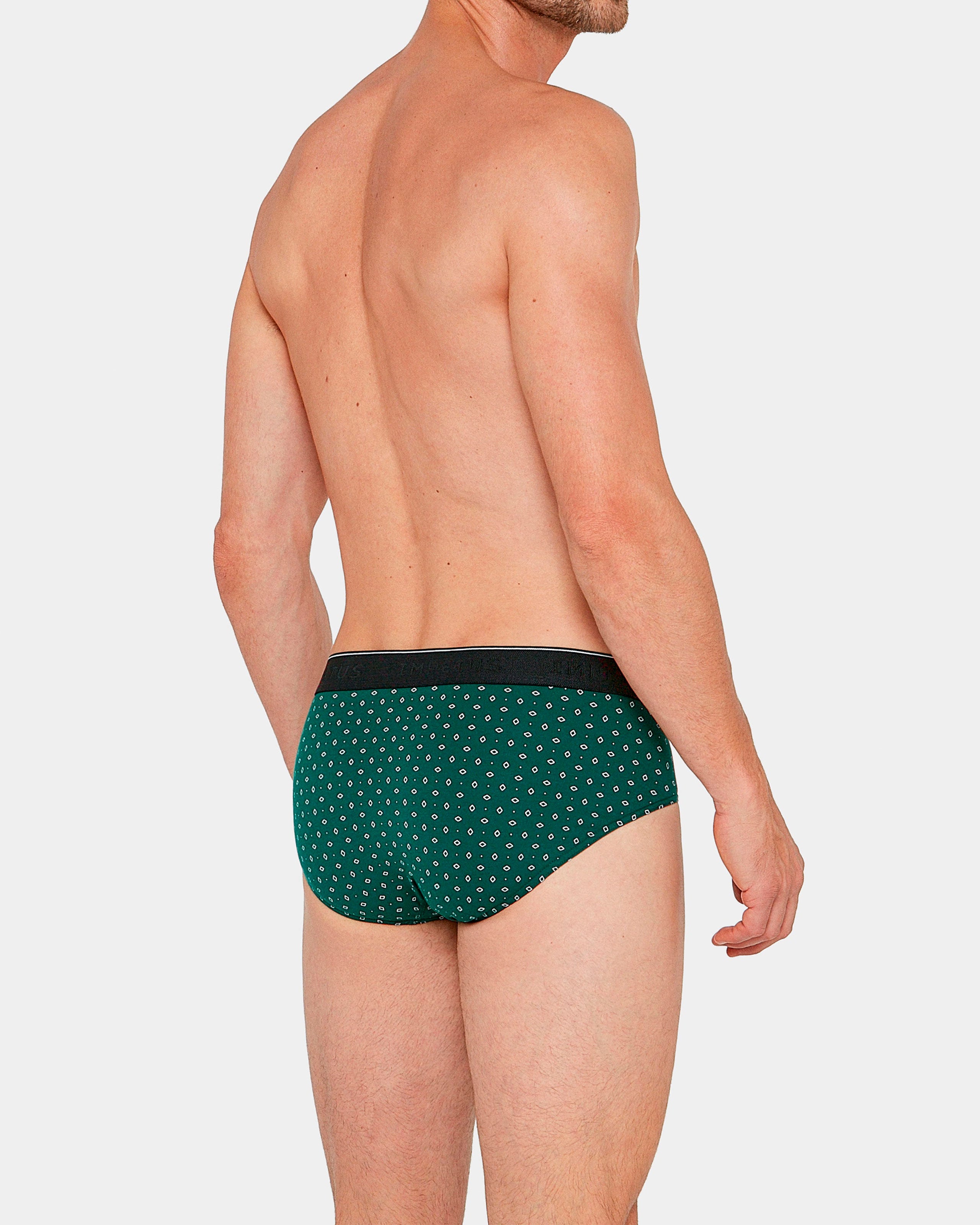 2 Pack Briefs Besar