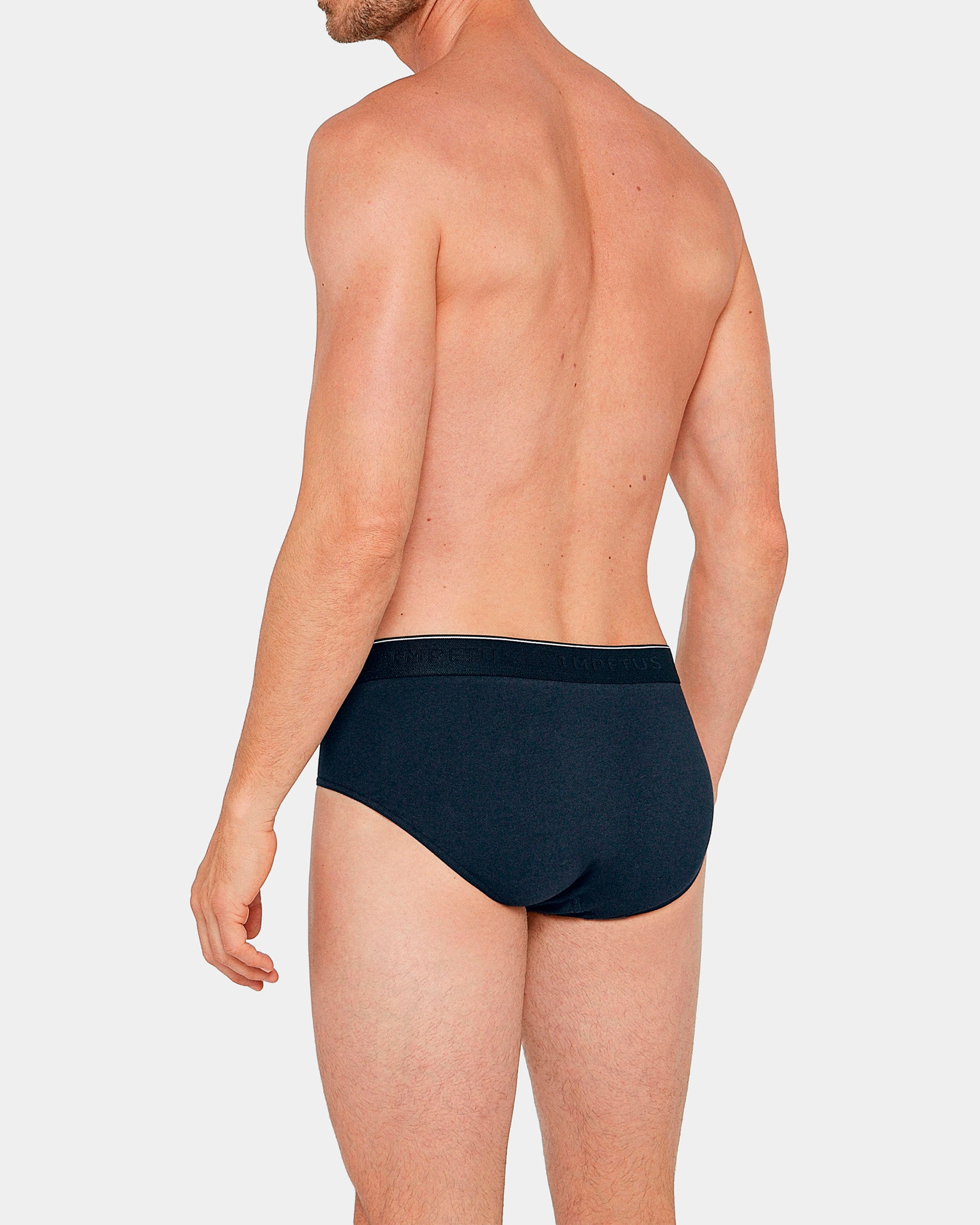 2 Pack Briefs Besar