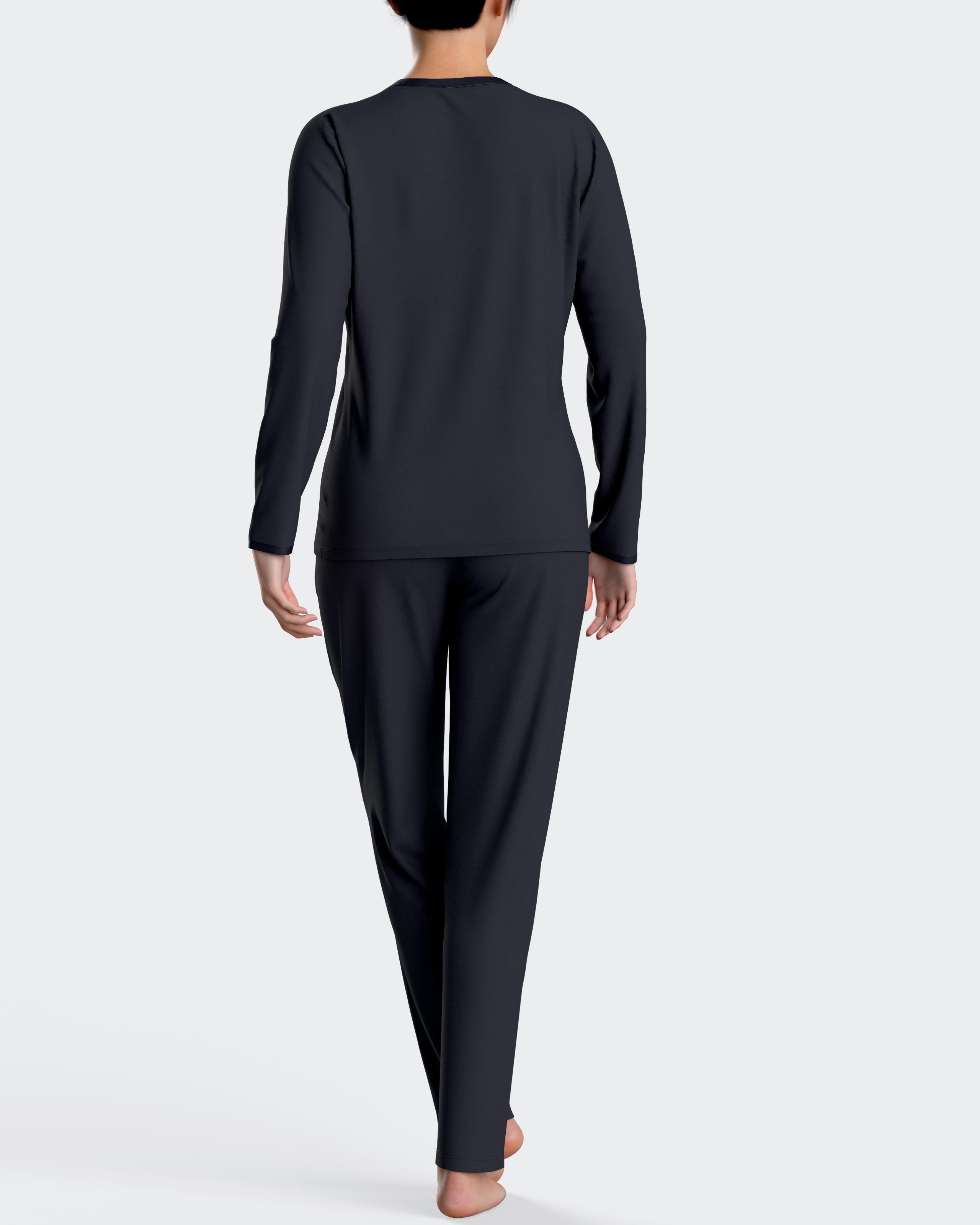 Pyjama unie avec détails en satin