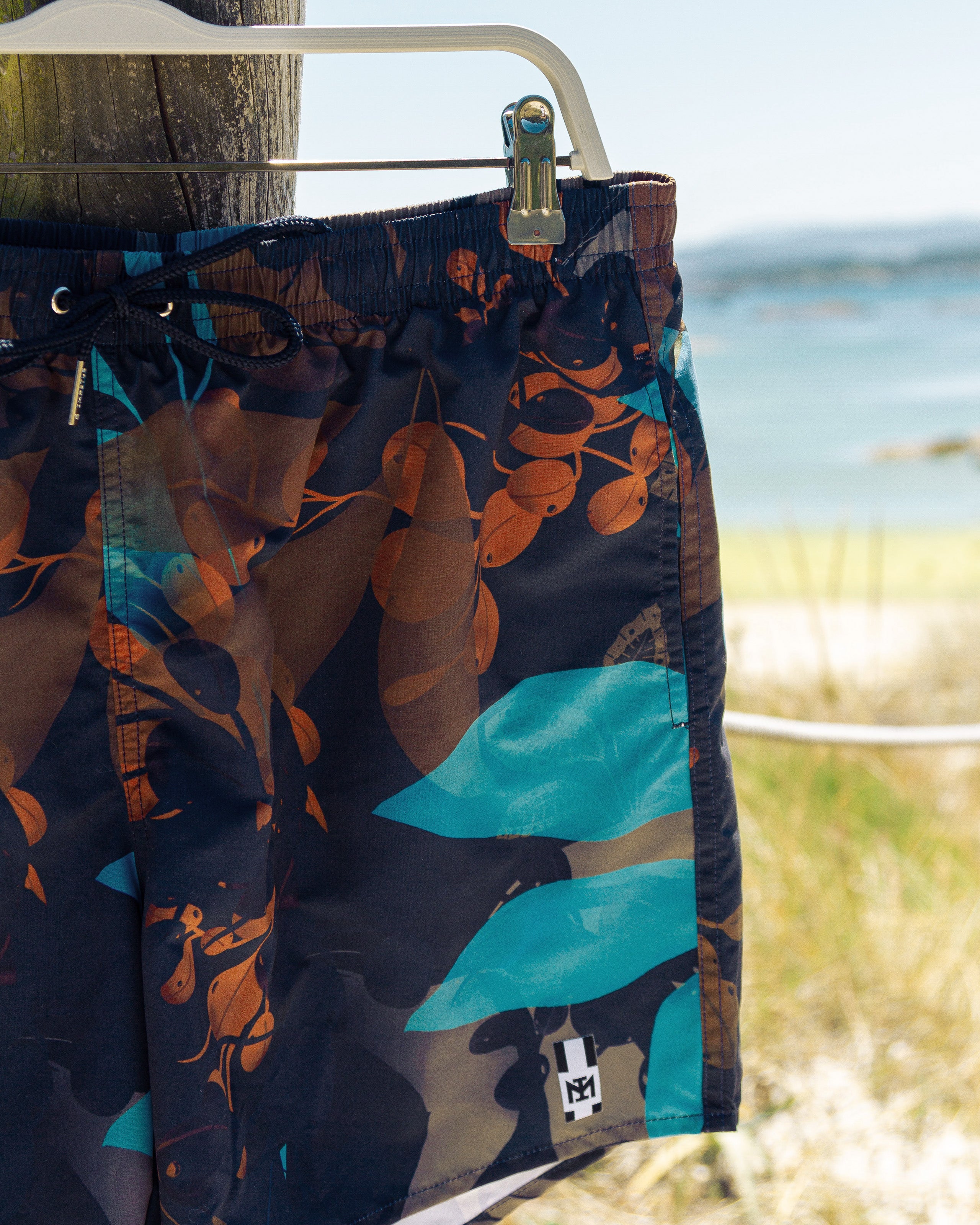 Calções de banho estampado tropical