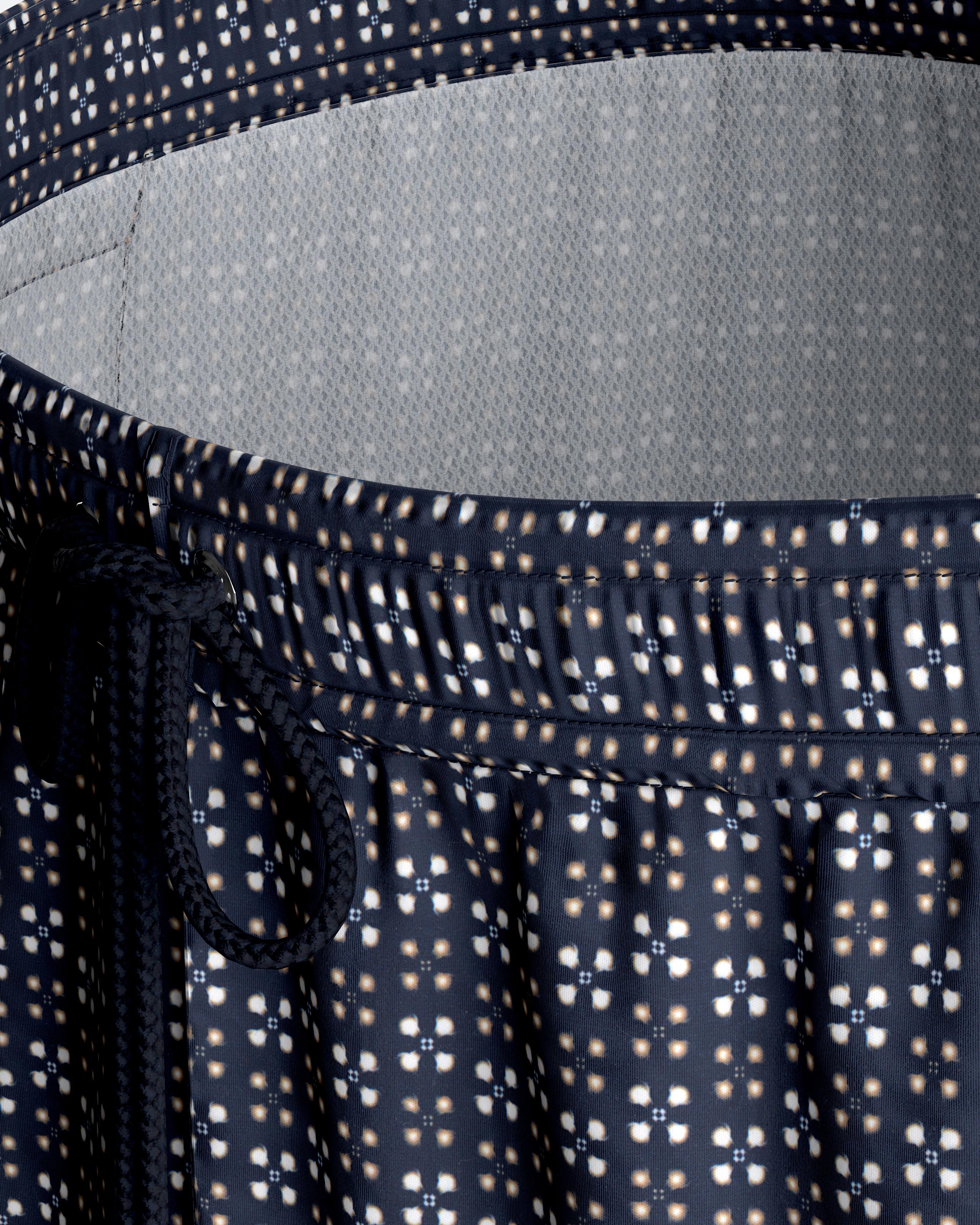 Geometric printed swim short