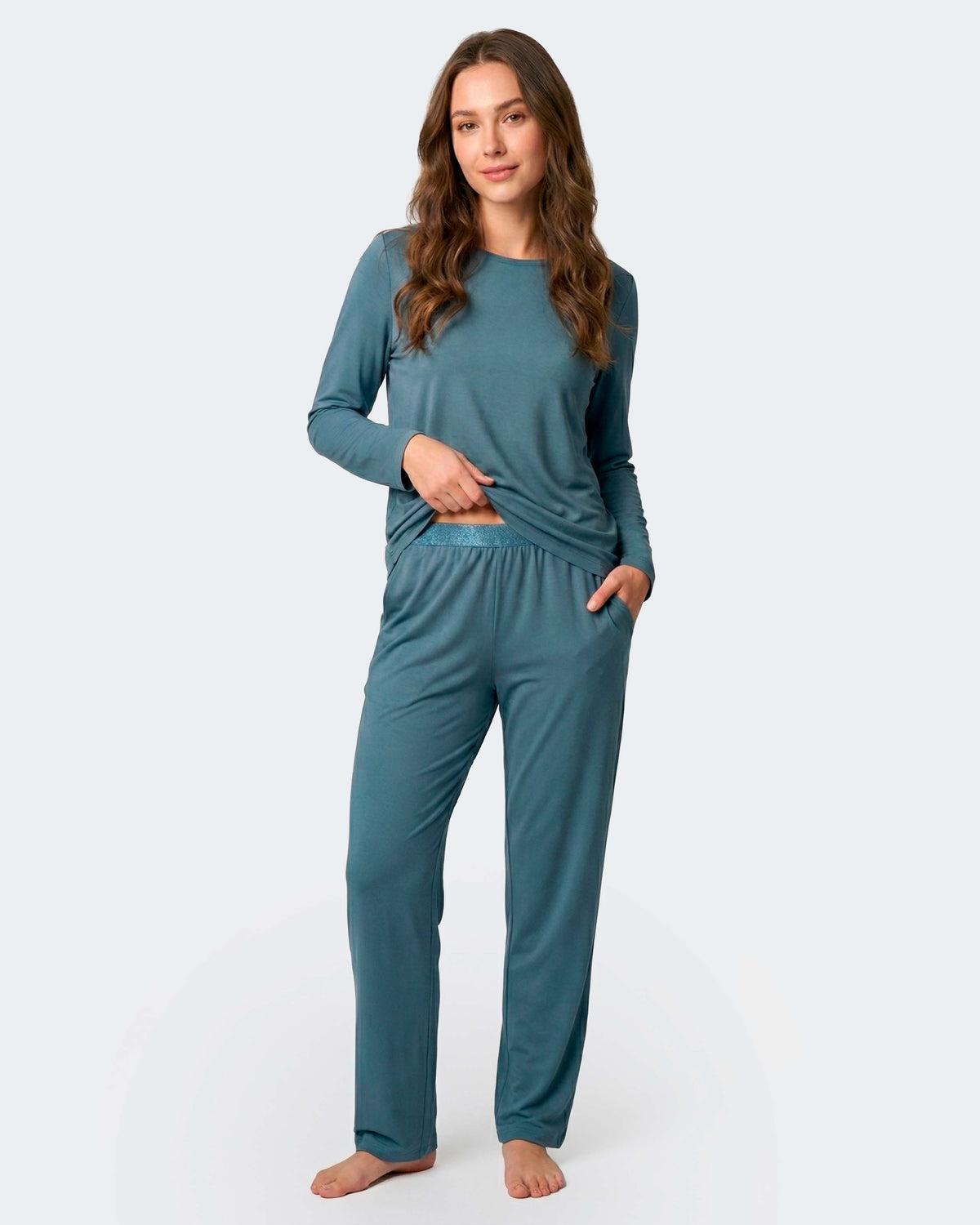 Women's long pyjamas in Cotton