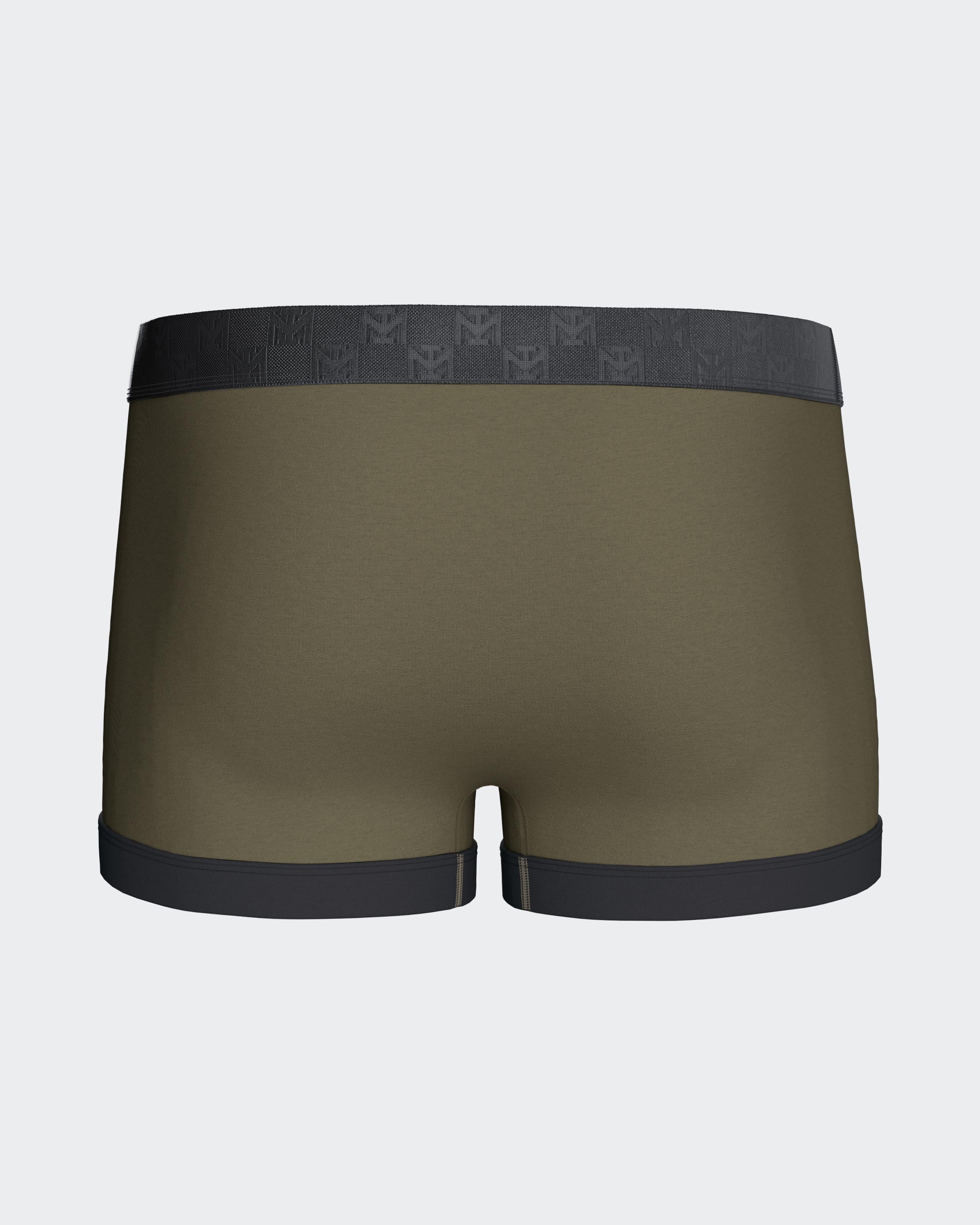 Short men's boxer in cotton