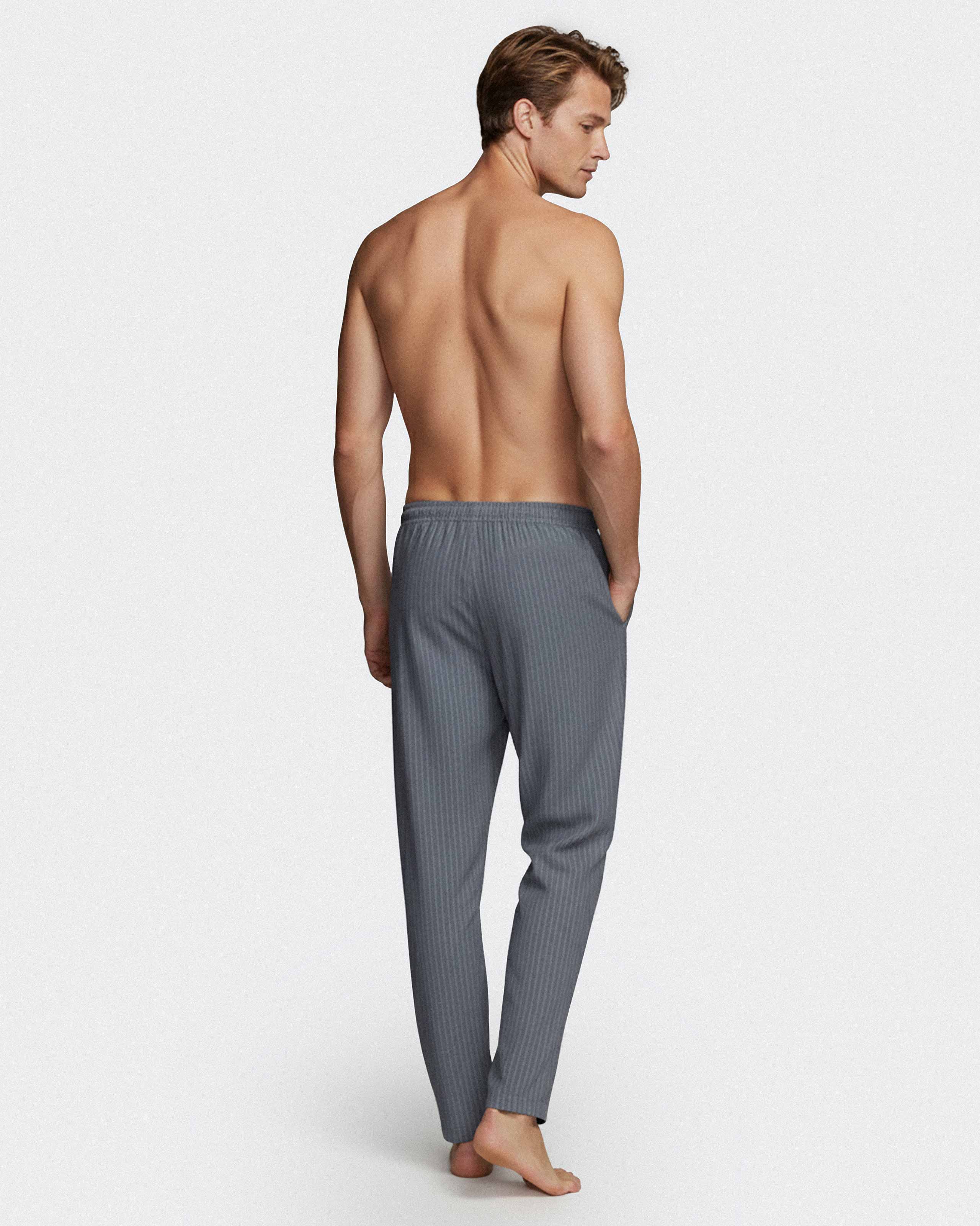 Men's plain trousers in cotton lyocell