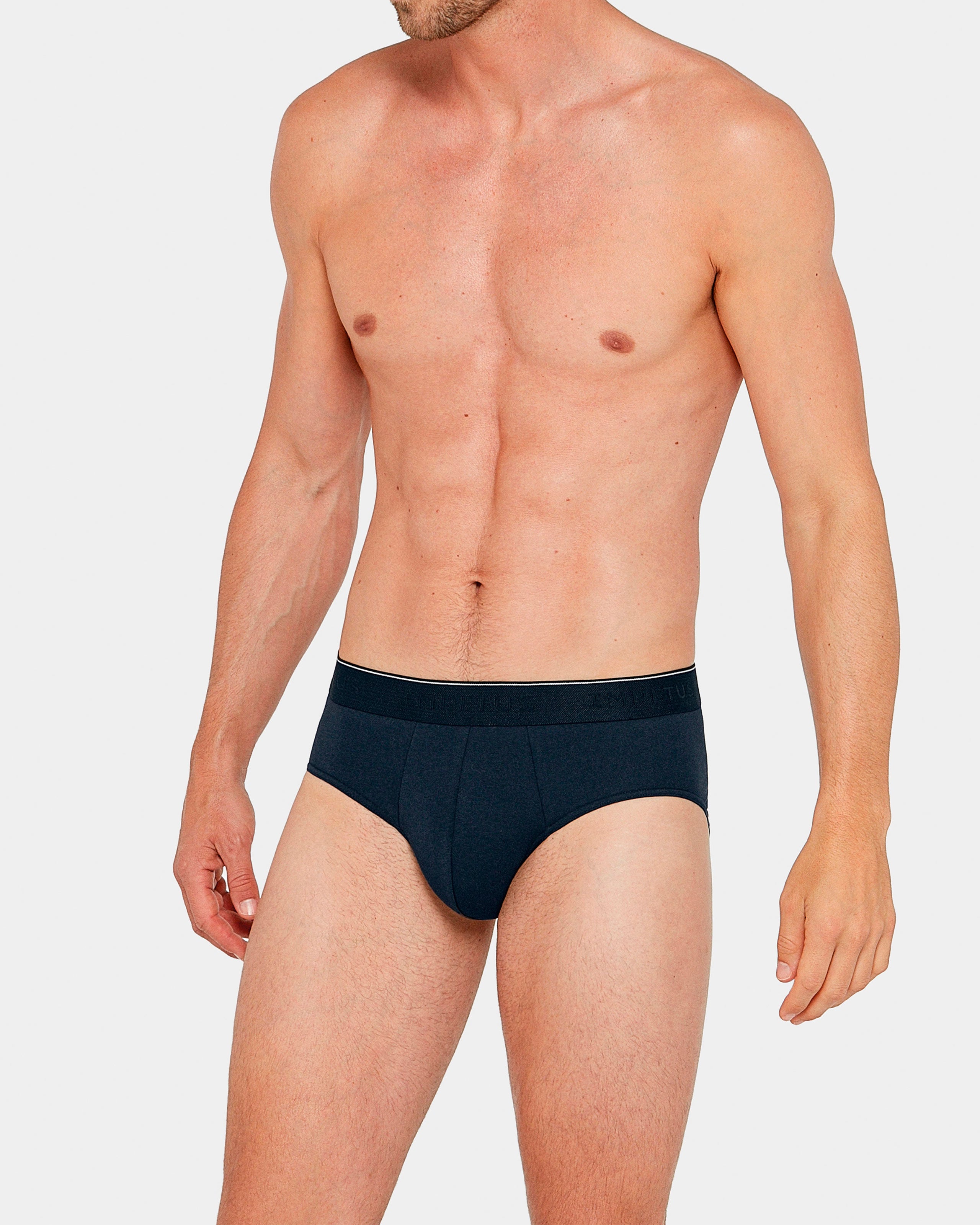 2 Pack Briefs Besar