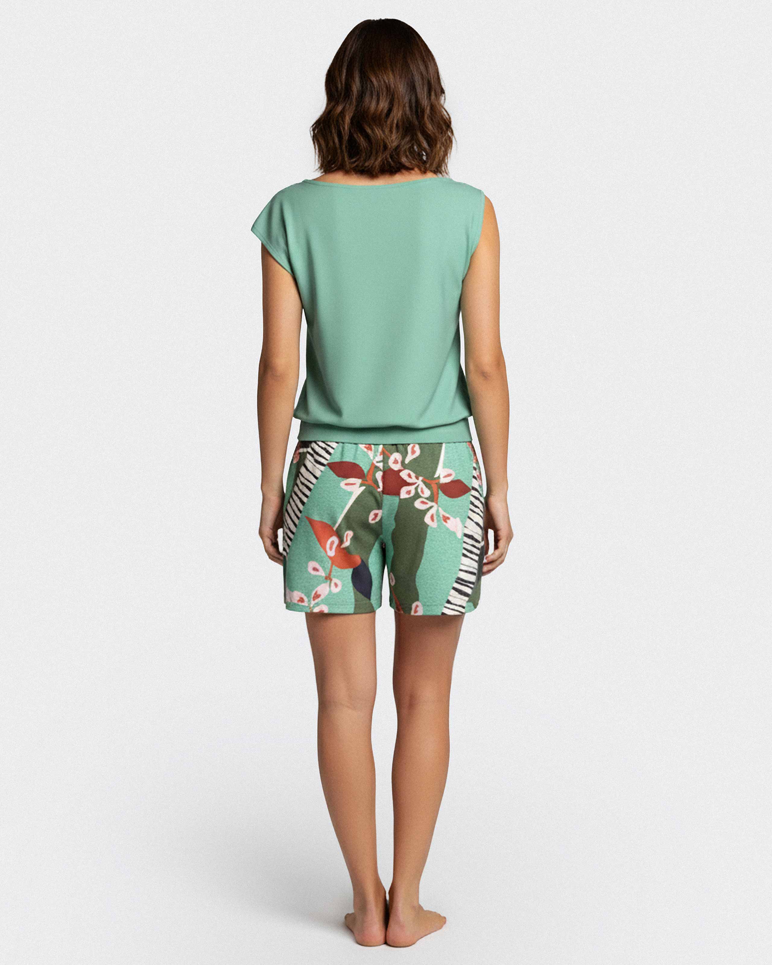 Short pyjamas with botanical print in Modal